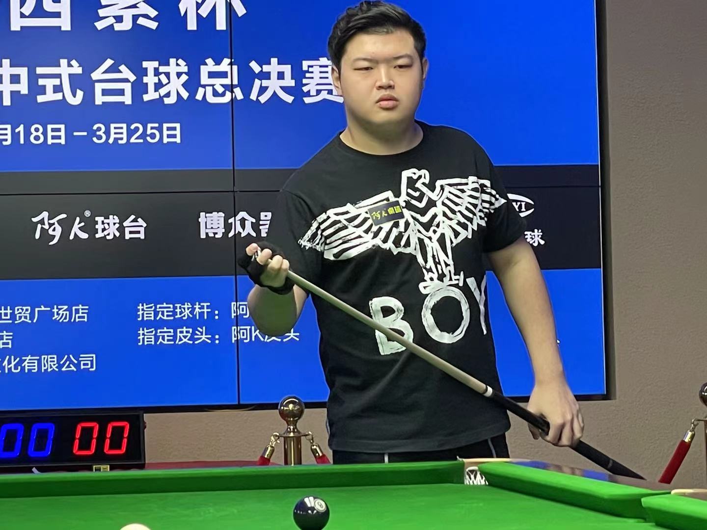 舞台上 舞台上