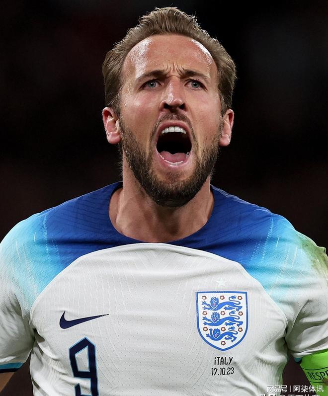 利后采访中 利后采访中