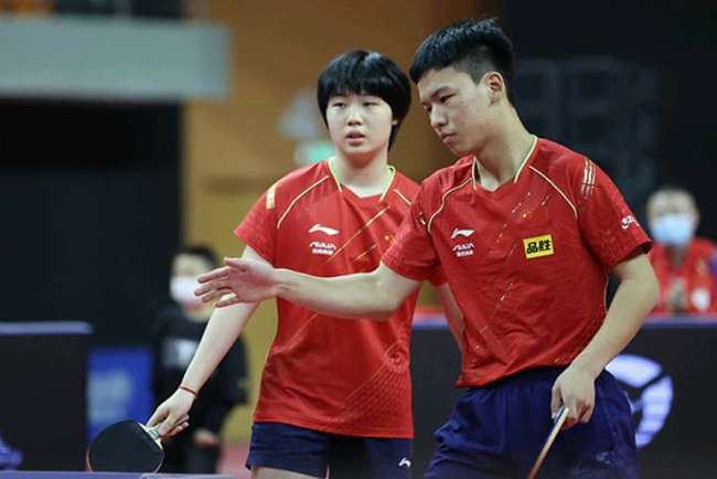 与巴塞罗那 与巴塞罗那