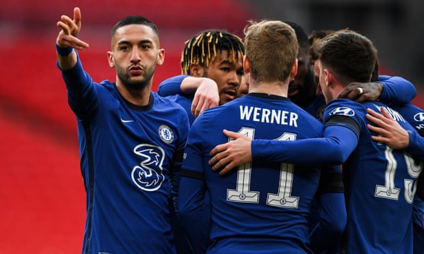 边路推进与 边路推进与